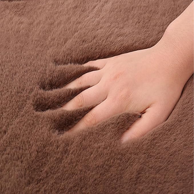 Plush Car Seat Cushion, Soft Warm Fuzzy Faux Rabbit Fur Fluffy Plush Auto Seat Cover Vehicle Car Front and Back Seat Protector Pad with Non-Slip Backing Cushion Interior Universal Fit (Brown,Front*1)